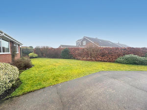 Photo 25- click for photo gallery